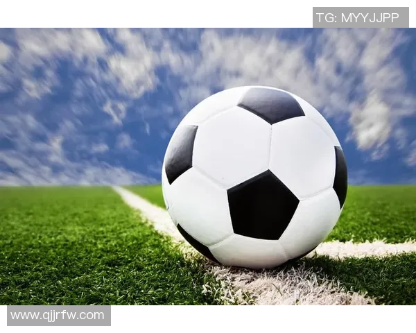 香港足球明星头像女生的魅力与风采展现足球与时尚的完美结合 香港足球明星头像女生的魅力与风采展现足球与时尚的完美结合