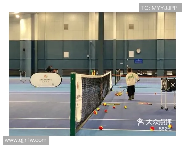 重庆网球队的默契配合与战术探讨聚焦网球竞技的团队精神与合作技巧 重庆网球队的默契配合与战术探讨聚焦网球竞技的团队精神与合作技巧